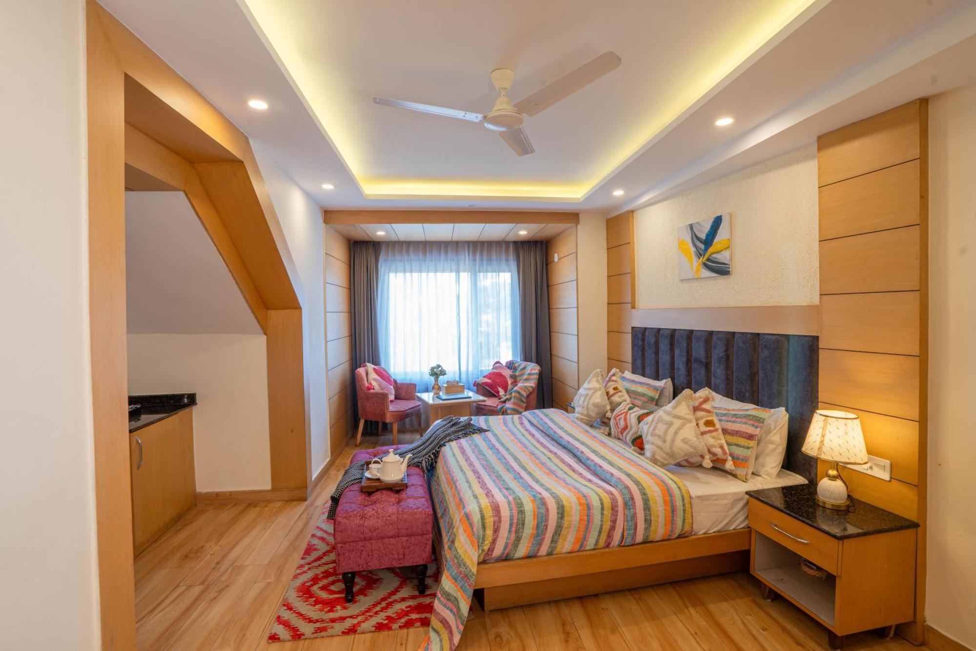 Super Hotel By Perfectstayz Mall Road 穆索里 外观 照片