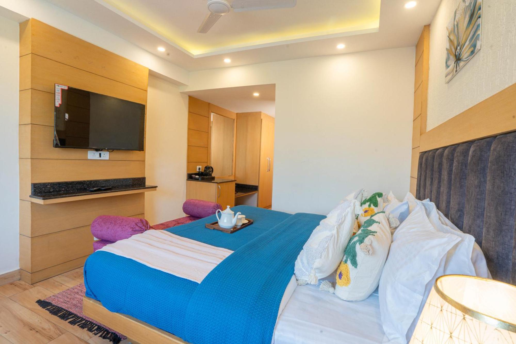 Super Hotel By Perfectstayz Mall Road 穆索里 客房 照片
