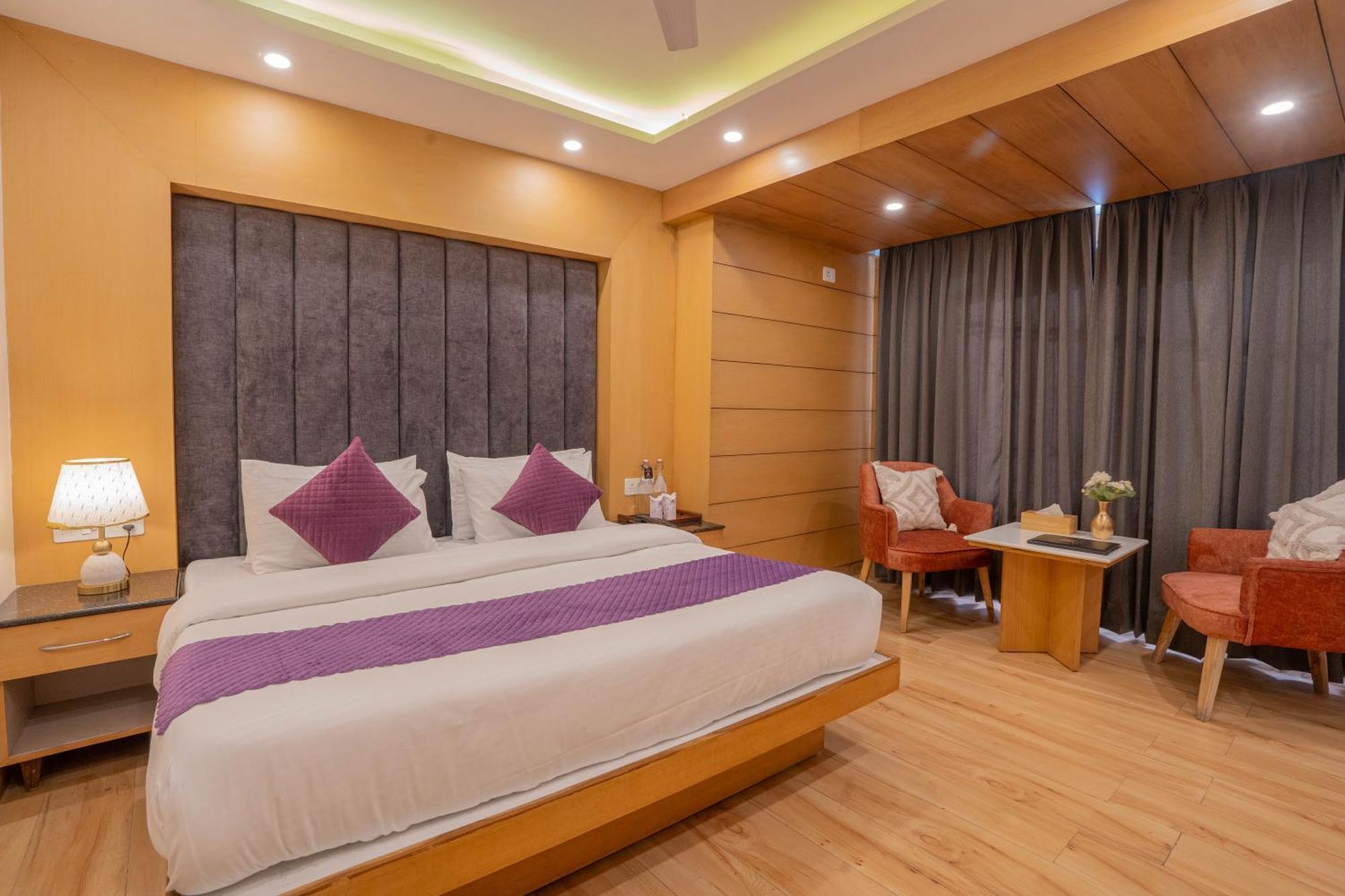 Super Hotel By Perfectstayz Mall Road 穆索里 客房 照片